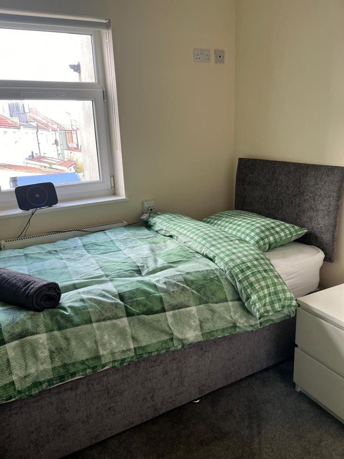 Ferienwohnung Short Term Lets From £15 Per Person Per Night Bristol Exterior foto